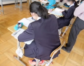 中学女子.JPG