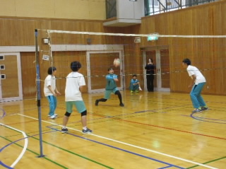 20241028volley001.jpg