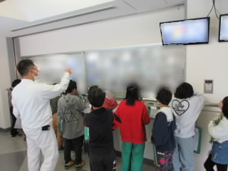 20241107kengaku02.JPG