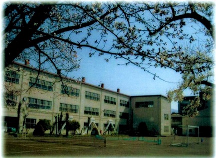 旧校舎.jpg