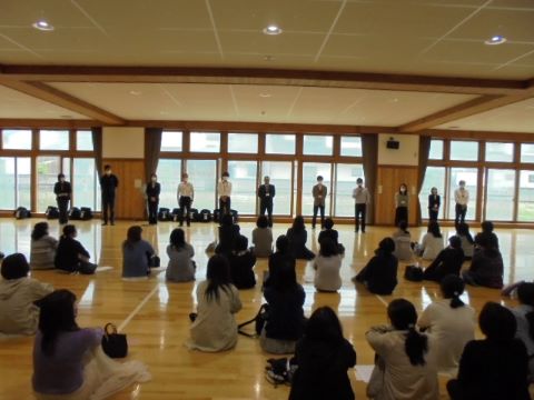 学年職員紹介（２年）