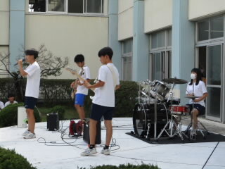 band.JPG
