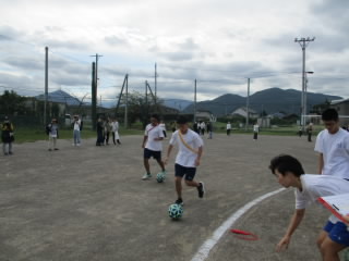 ballkick.JPG