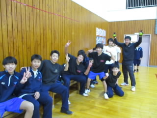 boysvollleyball.JPG