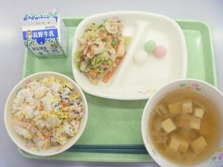 給食⑮HP用.JPG