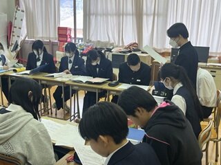 生徒会②HP用.jpeg