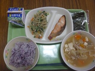 給食①HP用.jpg