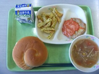 給食⑫HP用.JPG