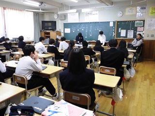 中学校説明会２HP用.jpg