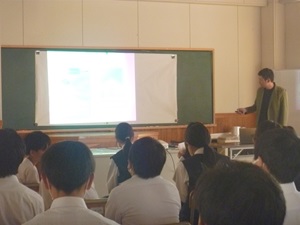 授業の様子②ー１縮小.jpg
