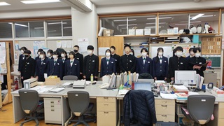 生徒会紹介②HP用.jpg